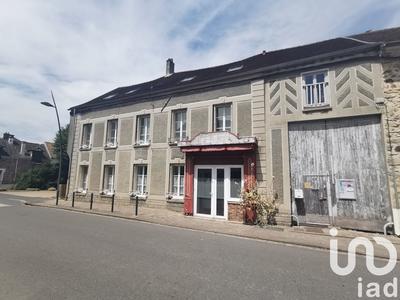 Maison - 215 m² - 7 pièces
