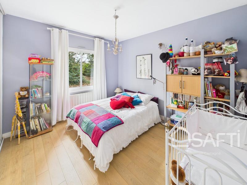 Villa - 245 m² - 7 pièces