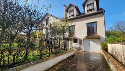 Maison - 147 m² - 6 pièces