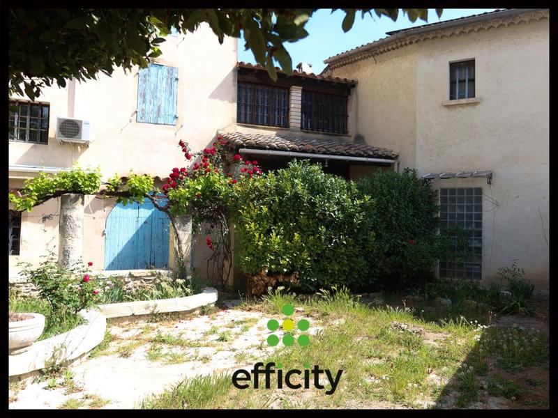 Maison - 262 m² - 6 pièces