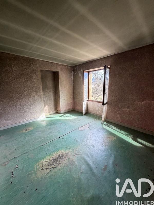 Maison - 77 m² - 5 pièces