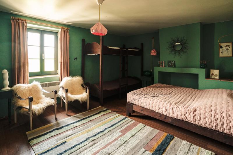 Maison - 459 m² - 16 pièces