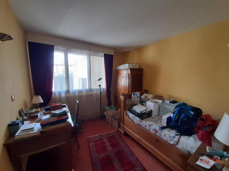 Maison - 185 m² - 7 pièces