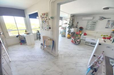 Appartement - 60 m² - 2 pièces