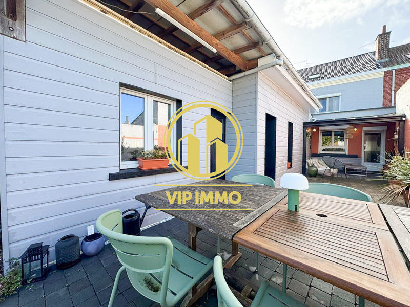 Maison - 111 m² - 5 pièces