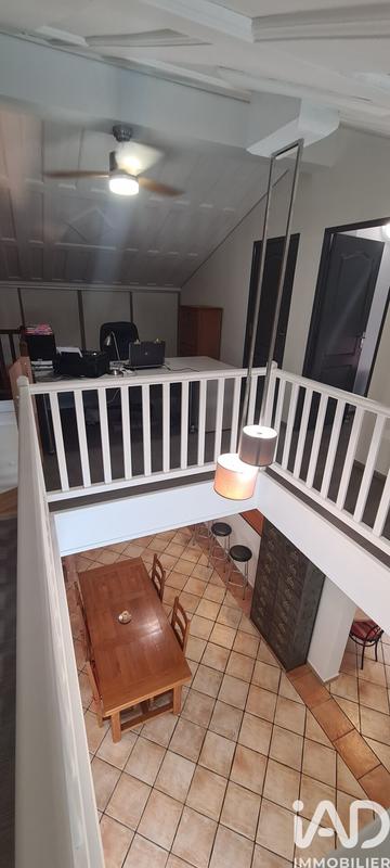 Maison - 205 m² - 6 pièces