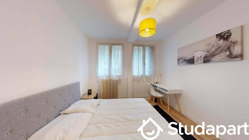 Chambre - 10 m² - 1 pièce