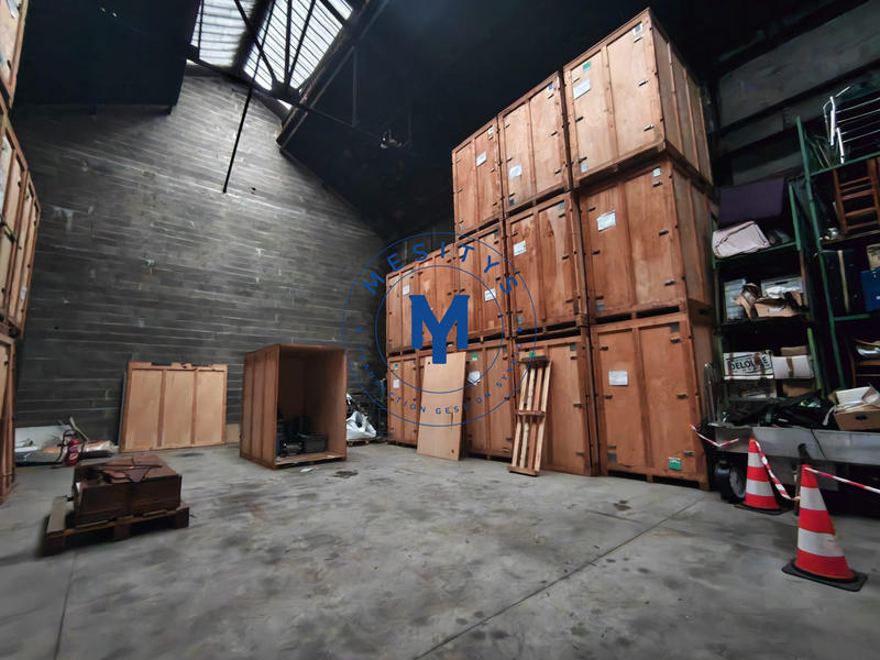 Local d'activités - 462 m²