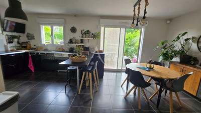 Maison - 112 m² - 6 pièces