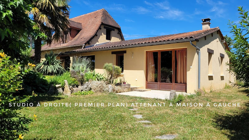 Maison - 257 m² - 10 pièces
