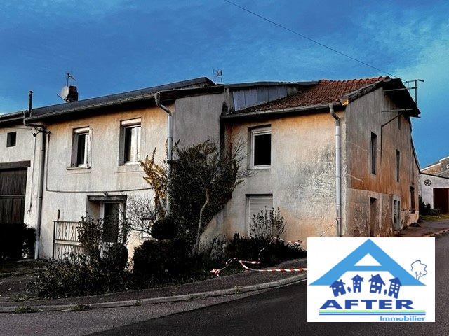 Maison - 240 m² - 8 pièces