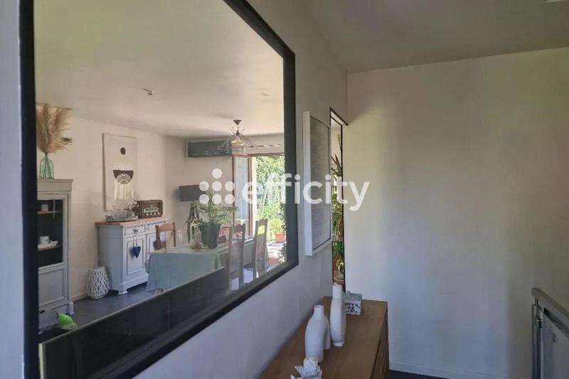 Maison - 89 m² - 5 pièces