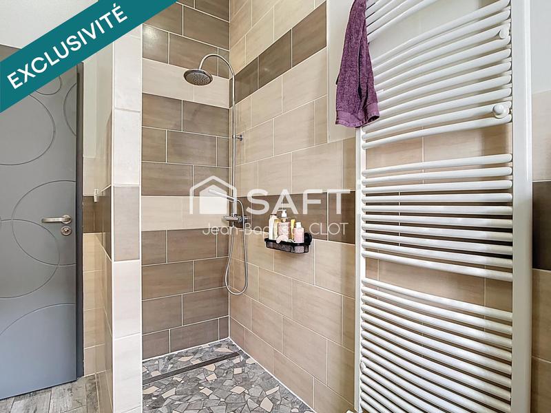 Maison - 270 m² - 7 pièces