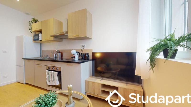 Chambre - 13 m² - 1 pièce