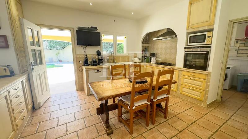 Villa - 179 m² - 5 pièces