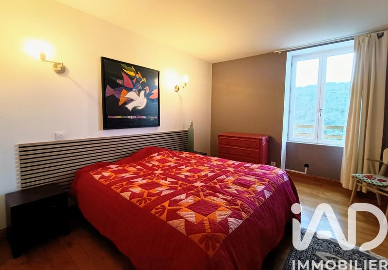 Maison - 318 m² - 7 pièces