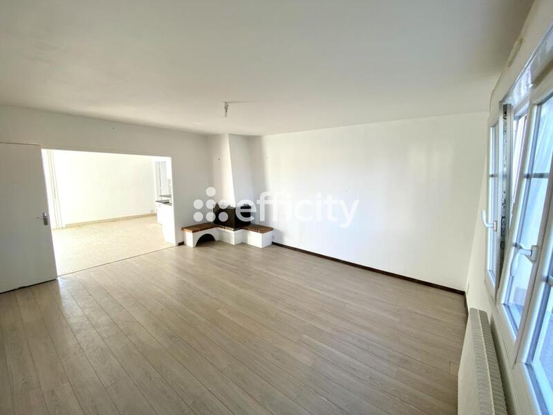 Maison - 232 m² - 8 pièces