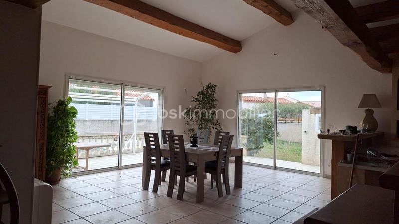 Villa - 180 m² - 6 pièces