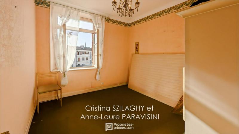 Maison - 210 m² - 10 pièces