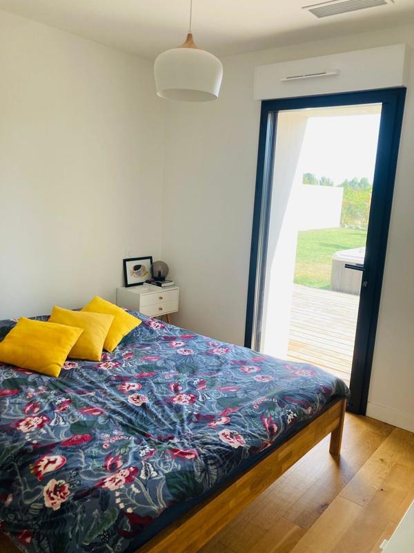 Maison - 95 m² - 4 pièces