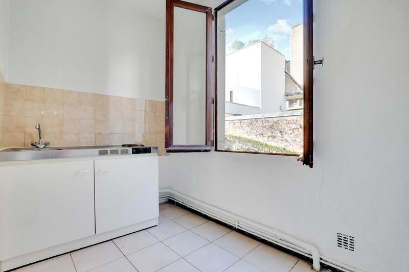 Immeuble - 115 m² - 8 pièces