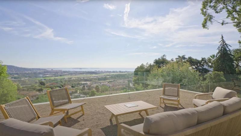 Maison - 336 m² - 12 pièces