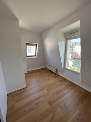 Appartement - 126 m² - 6 pièces