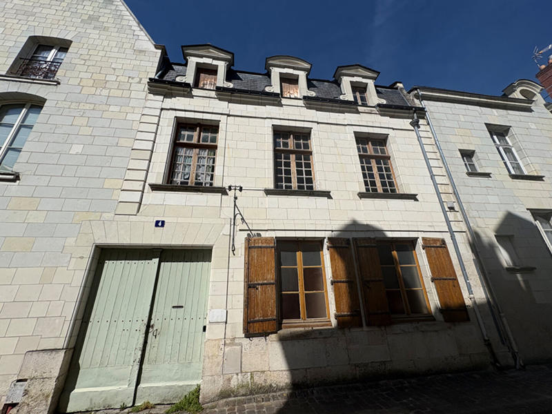 Maison - 220 m² - 7 pièces