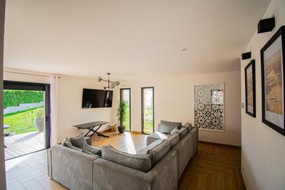 Maison - 159 m² - 7 pièces