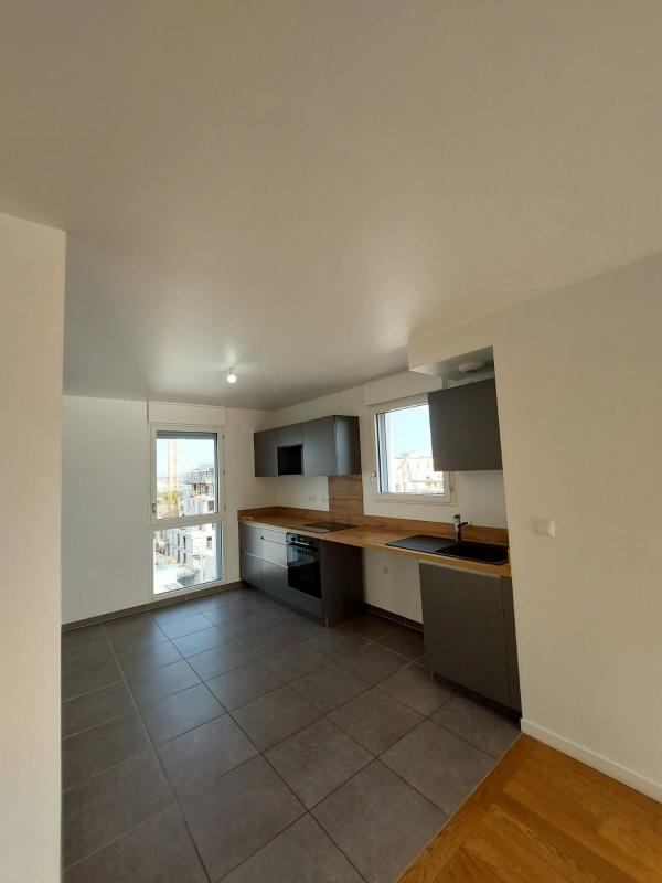 Appartement - 121 m² - 5 pièces