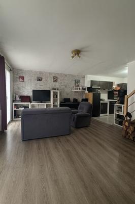 Maison - 74 m² - 4 pièces