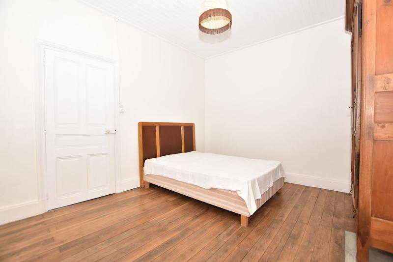 Maison - 218 m² - 12 pièces