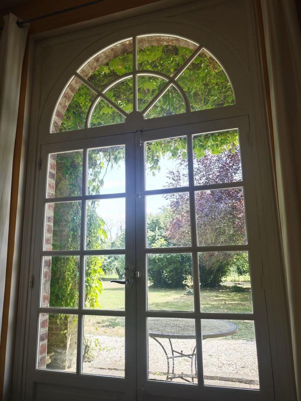 Maison - 329 m² - 12 pièces