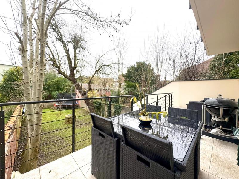 Immeuble - 160 m² - 7 pièces