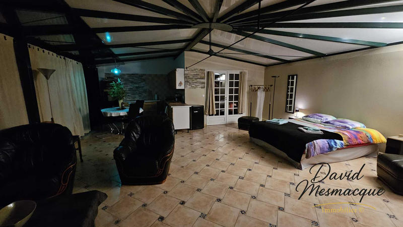 Loft - 54 m² - 1 pièce