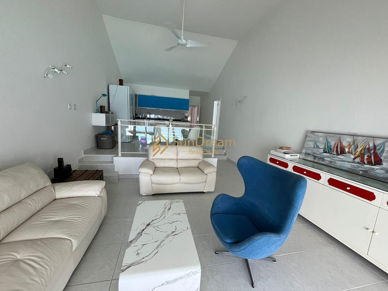 Appartement - 180 m² - 3 pièces