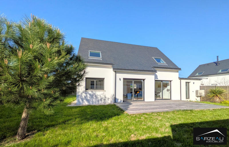 Maison - 104 m² - 6 pièces