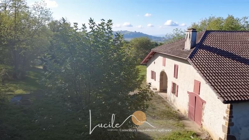 Maison - 137 m² - 5 pièces