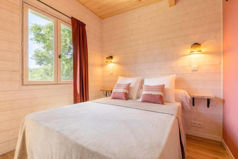 Mas - 300 m² - 9 pièces