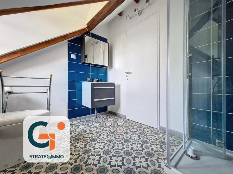 Maison - 200 m² - 7 pièces