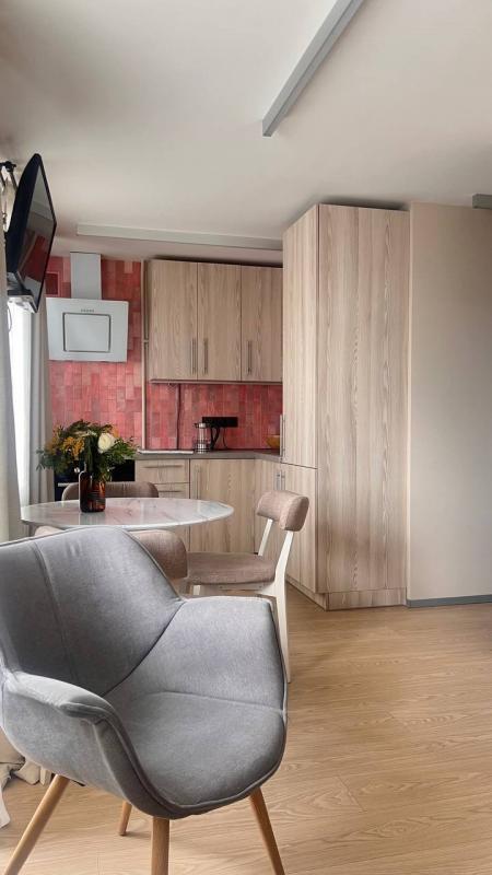 Studio - 27 m² - 1 pièce