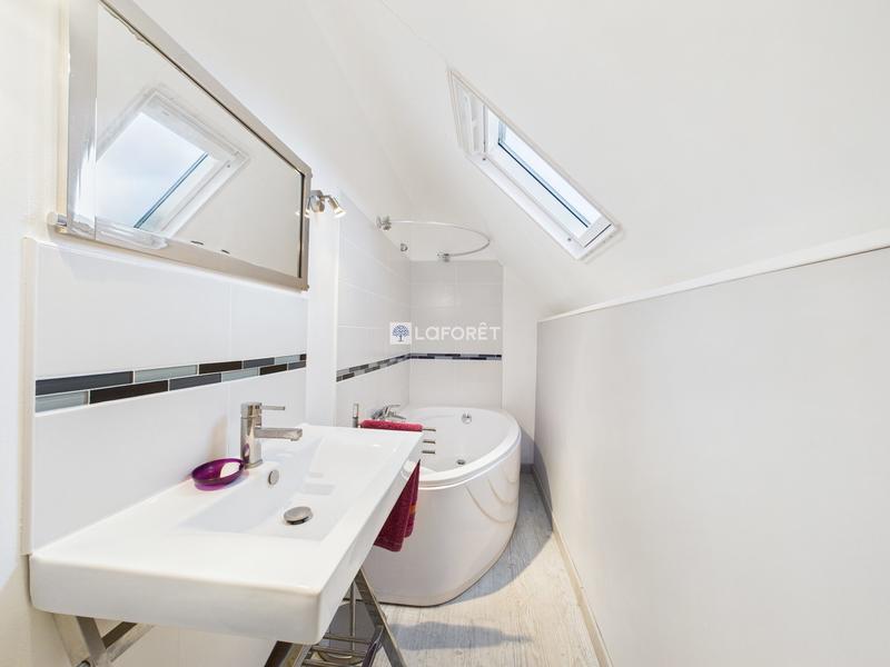 Maison - 107 m² - 4 pièces