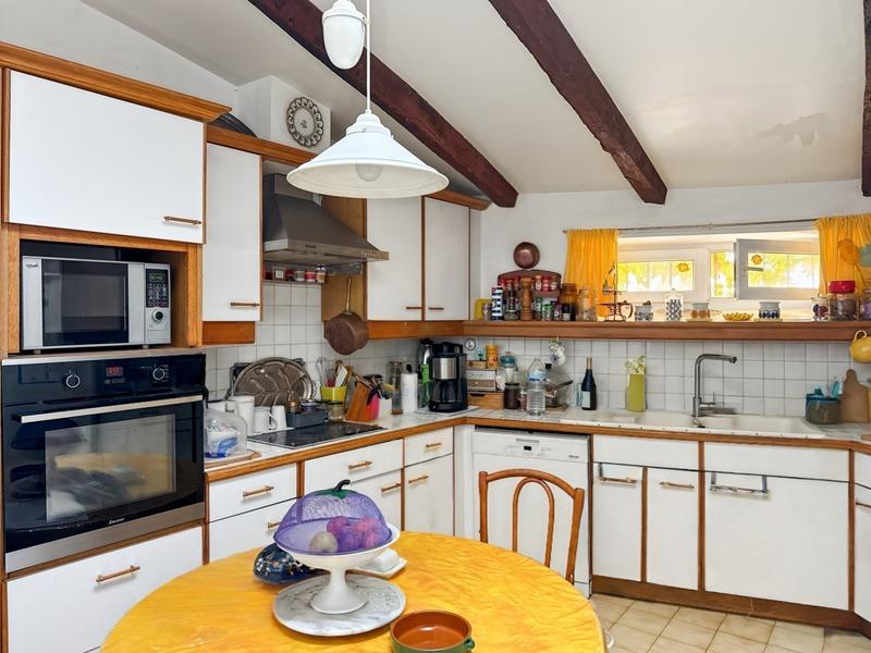 Maison - 312 m² - 7 pièces