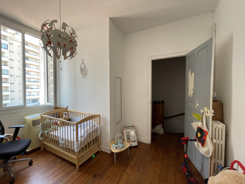 Maison - 197 m² - 7 pièces