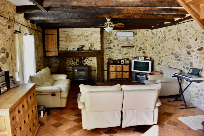 Maison traditionnelle - 213 m² - 6 pièces