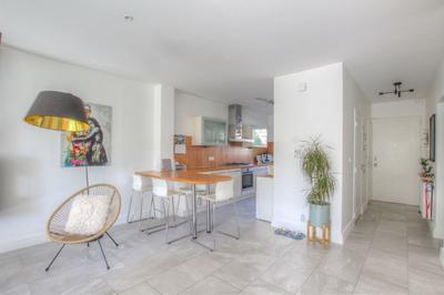 Maison contemporaine - 137 m² - 6 pièces