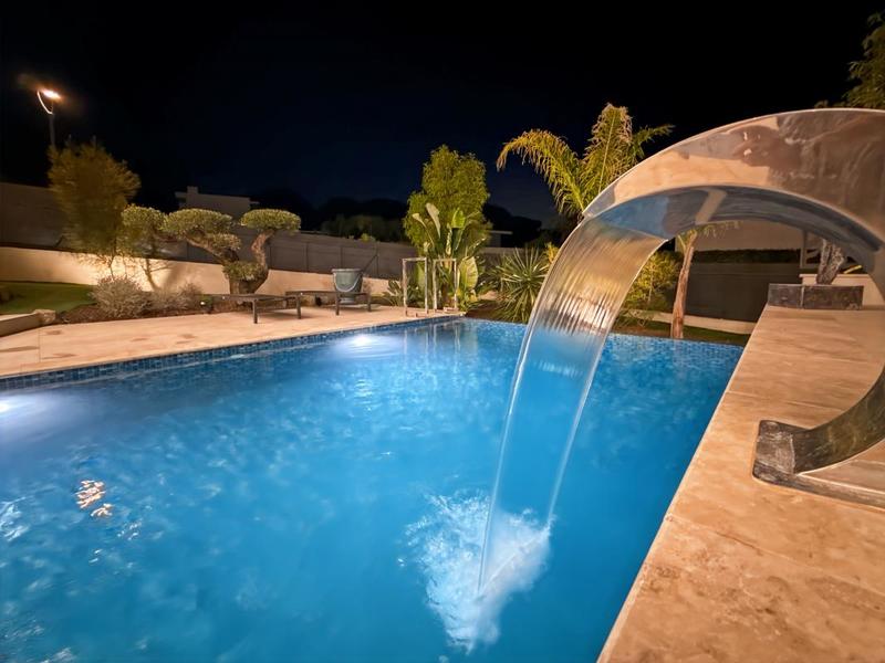 Maison - 311 m² - 5 pièces