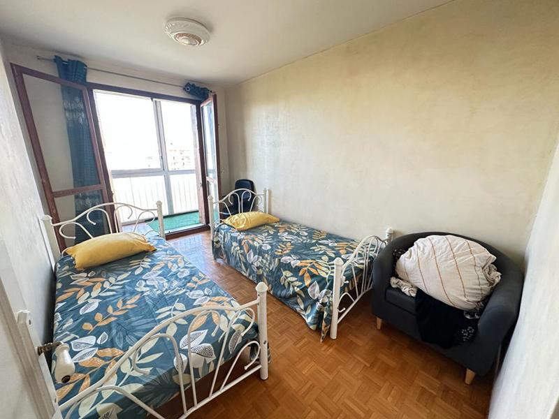 Appartement - 80 m² - 4 pièces