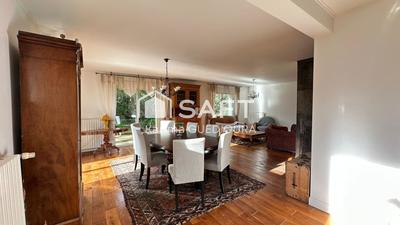 Villa - 170 m² - 8 pièces