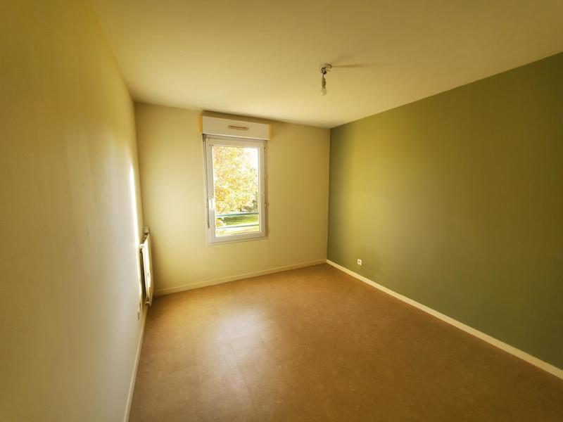 Appartement ancien - 80 m² - 4 pièces